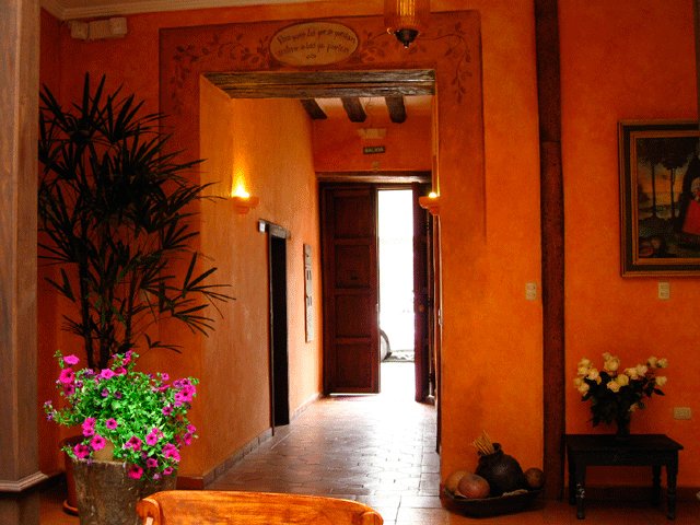 Hotel Casa del Aguila